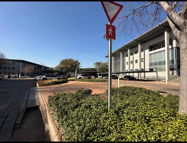 509.30M² OFFICE TO LET IN HIGHVELD